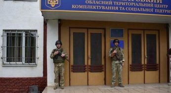 На Закарпатті чоловік випробував вчинити самогубство в ТЦК